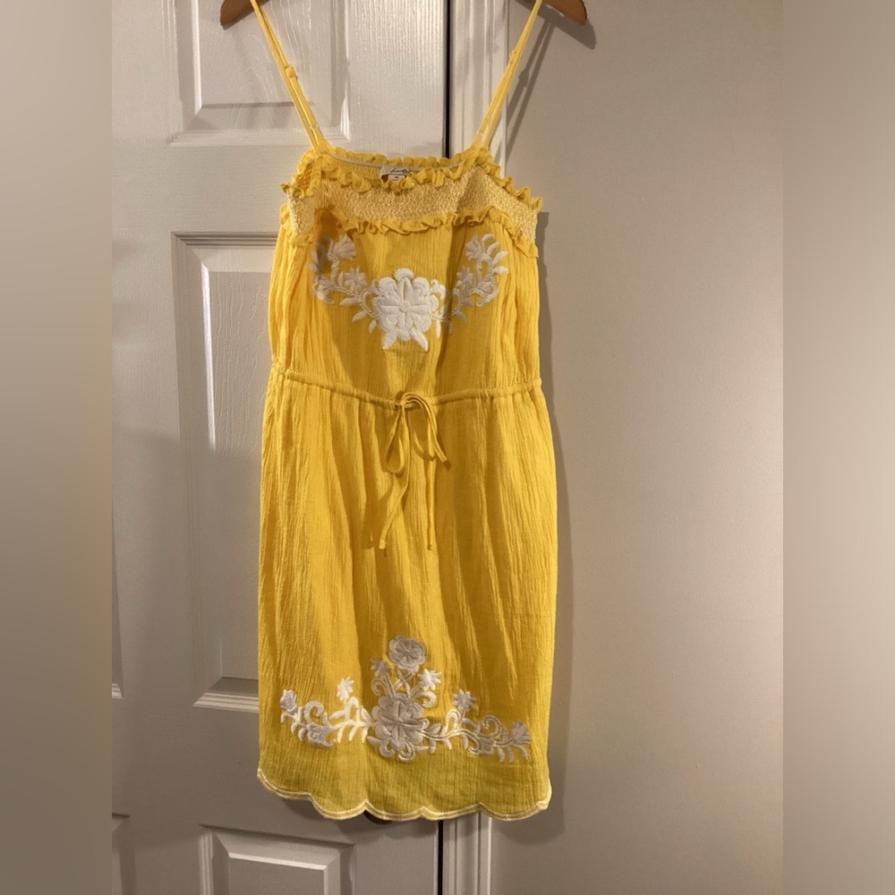 HACIENDA DRESS SIZE MEDIUM